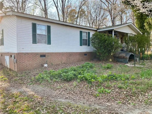 152 Troy Rd, Abbeville, SC 29620