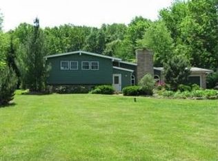 14305 Mayfield Rd, Huntsburg, OH 44046