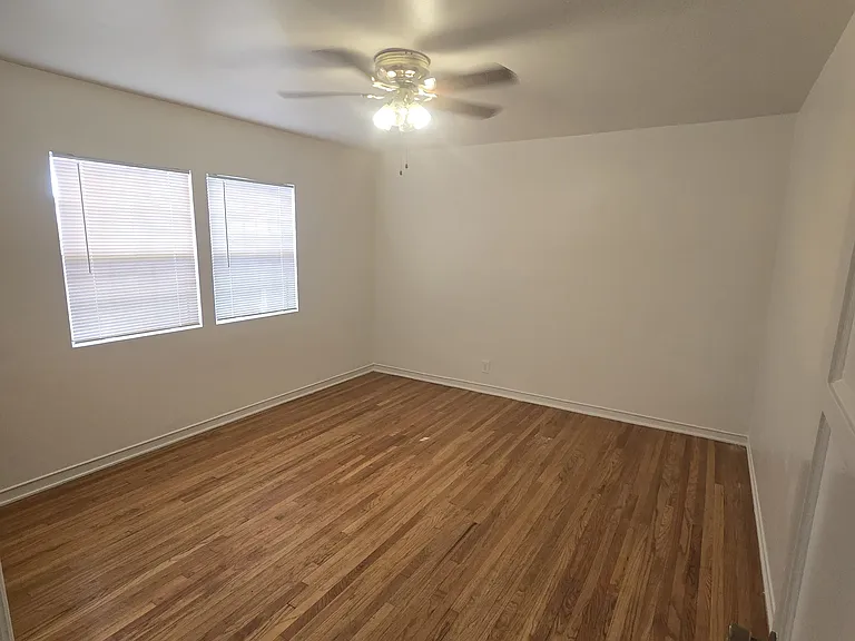 1478 E Wilson Ave #FRONT — Photo 7