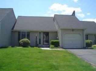 52 Carriage House, Enfield, CT 06082