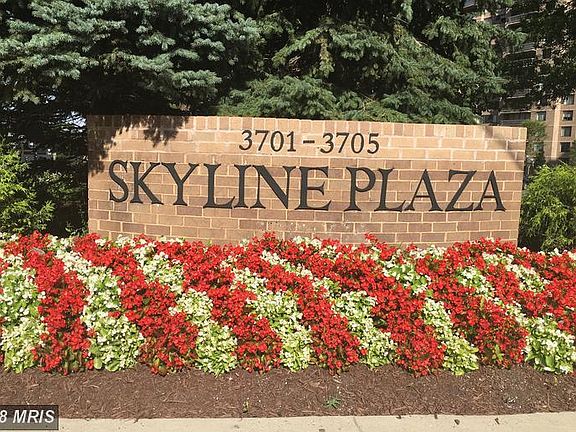2nd image of 3701 S George Mason Dr Unit 1206N