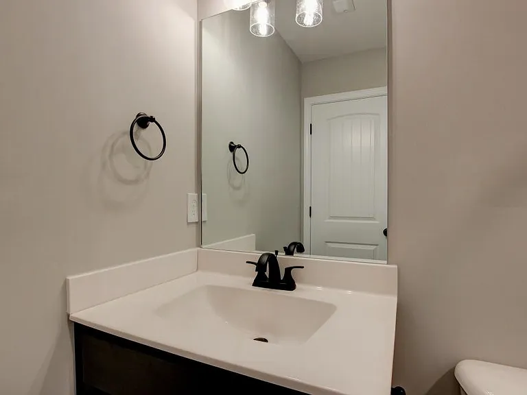 1115 Hillwood Dr — Photo 20