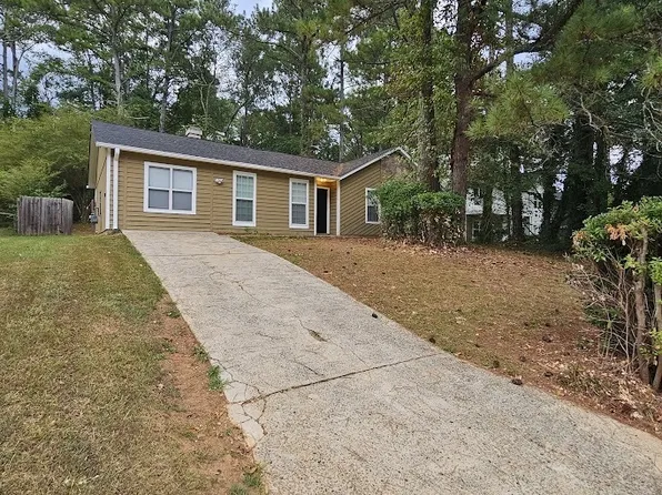 4776 White Oak Path, Stone Mountain, GA 30088