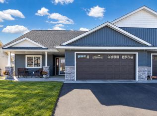 3501 Cambridge Pl, River Falls, WI 54022