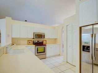 9630 Aloe Rd, Boynton Beach, FL 33436