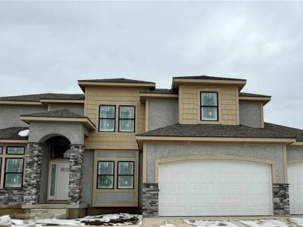 3133 SW Summit View Trl, Lees Summit, MO 64082