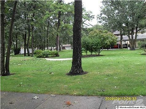 2nd image of 40F Cambridge Ct