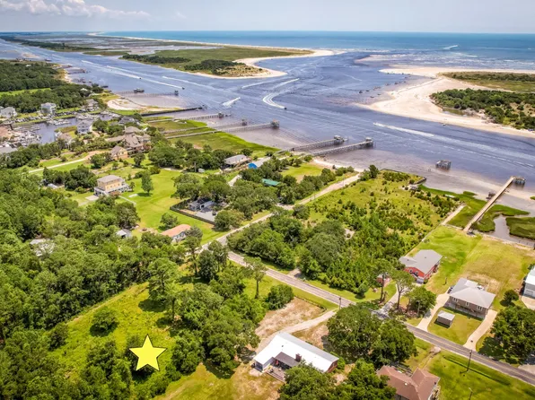 7335 Gold Avenue, Wilmington, NC 28409