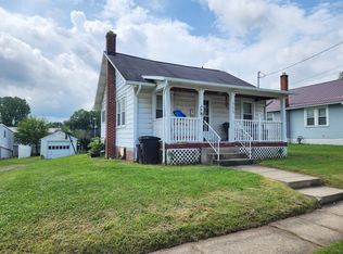 449 E 9th St, Ashland, OH 44805