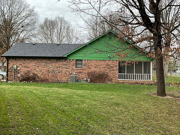 5th image of 7154 Fox Orchard Ct