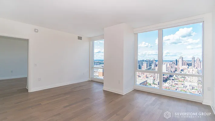 Rented by Silverstone Group USA Corp. | media 34