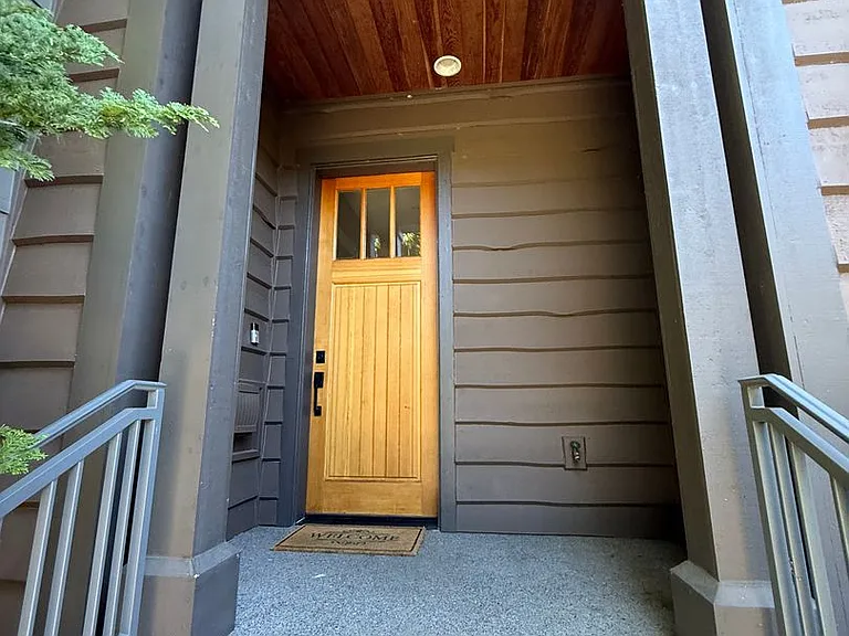 10108 SW Morrison St #10108 — Photo 3