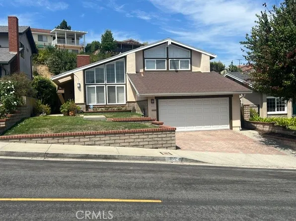 317 Lois Ln, San Pedro, CA 90732