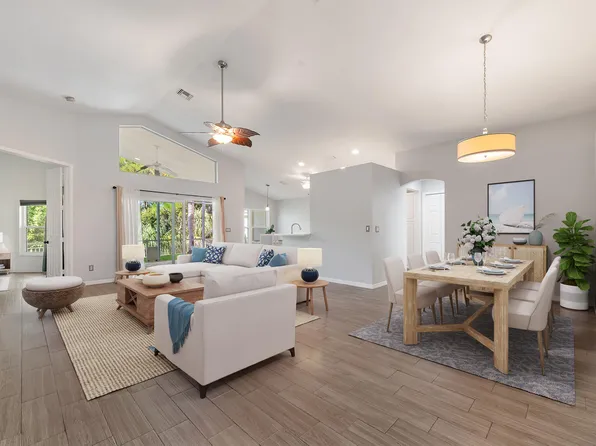 8045 SE Morningwood Place, Hobe Sound, FL 33455