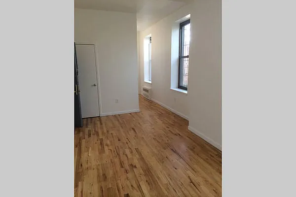 Rented by Corcoran | media 25