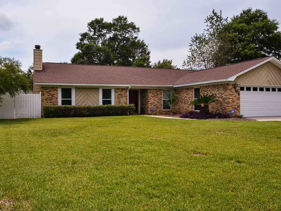 1st image of 3515 Chastain Way