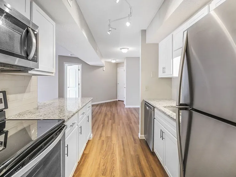 324 Shirley Ridge Dr — Photo 7