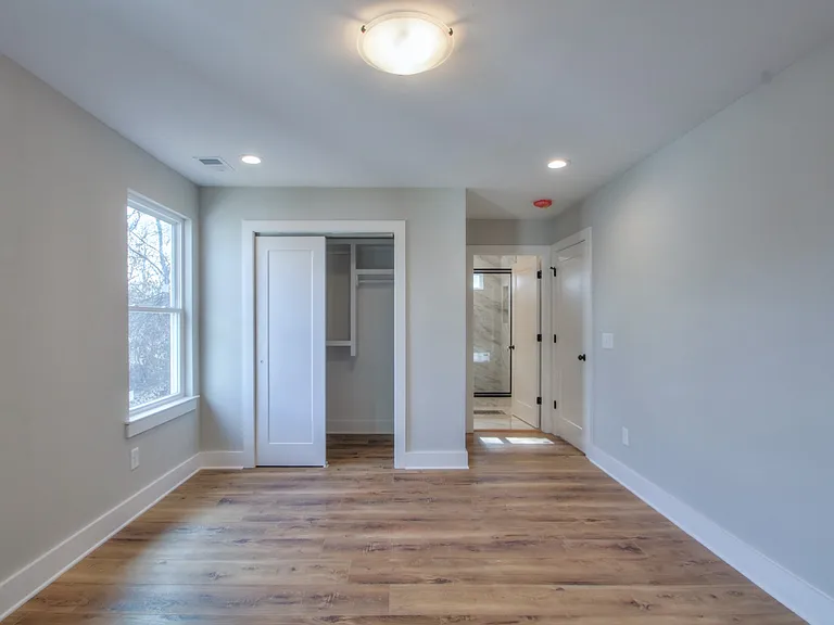 2810 Gear St — Photo 31