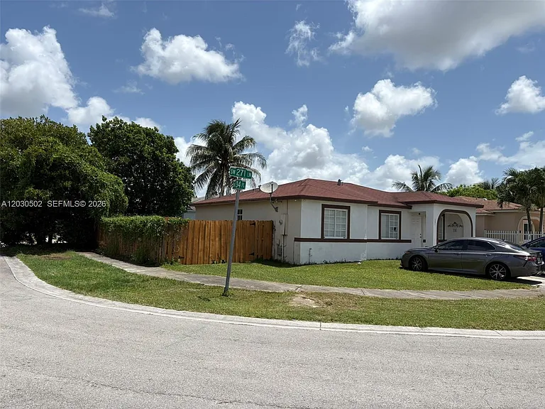 13471 SW 271st Ln — Photo 29