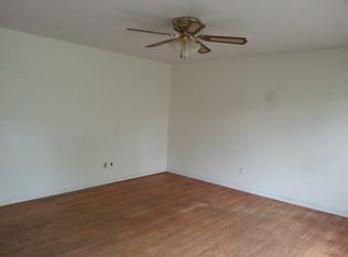 391 Keystone Dr, Valparaiso, IN 46385