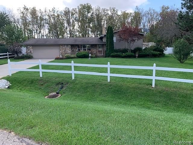 1st image of 5240 Arnold Dr