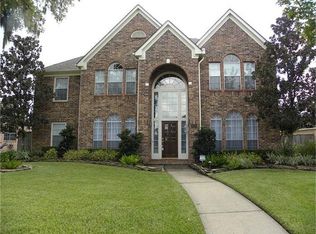 7706 Shady Way Dr, Sugar Land, TX 77479
