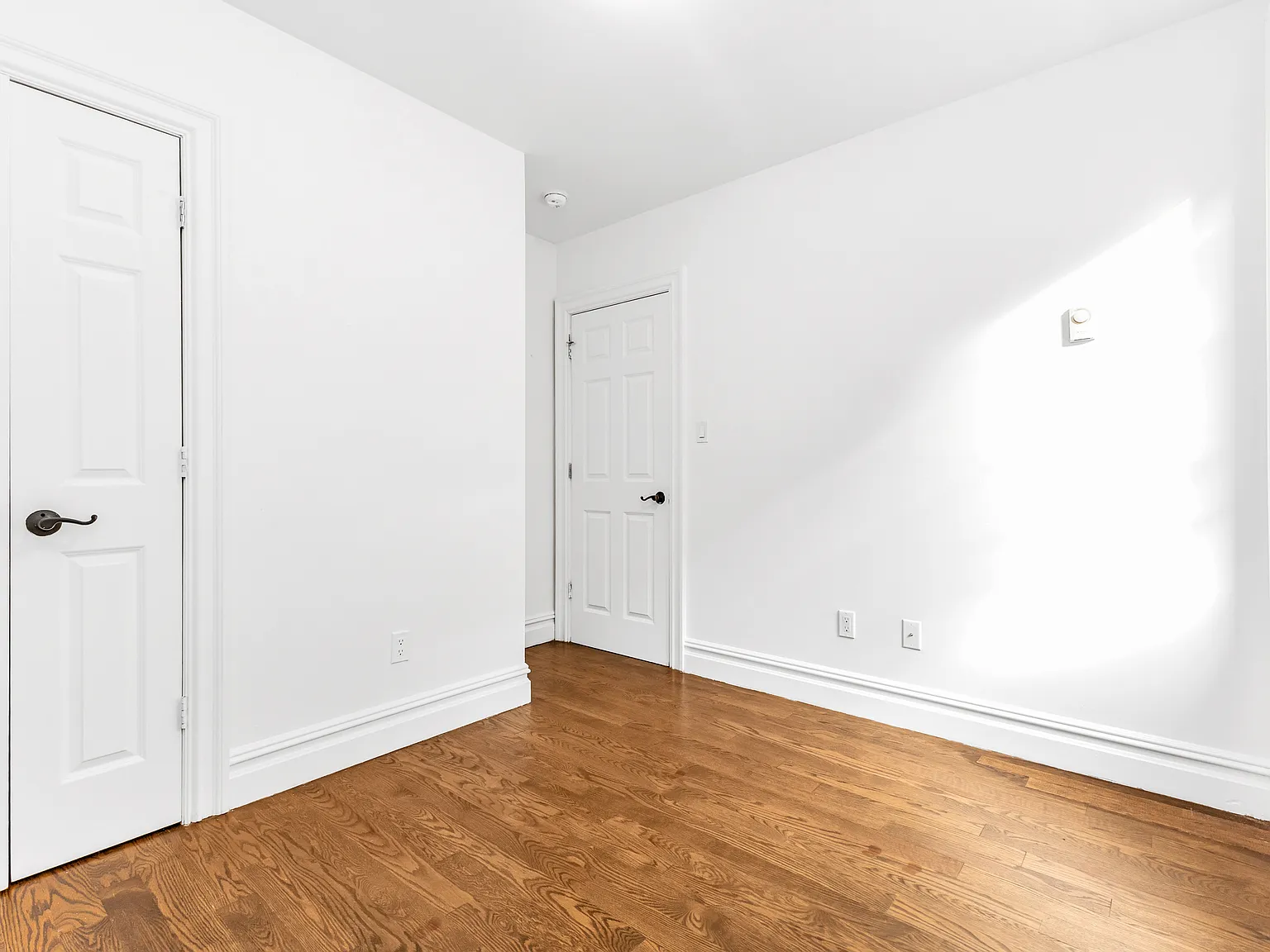 170 East 2nd Street — Photo 4