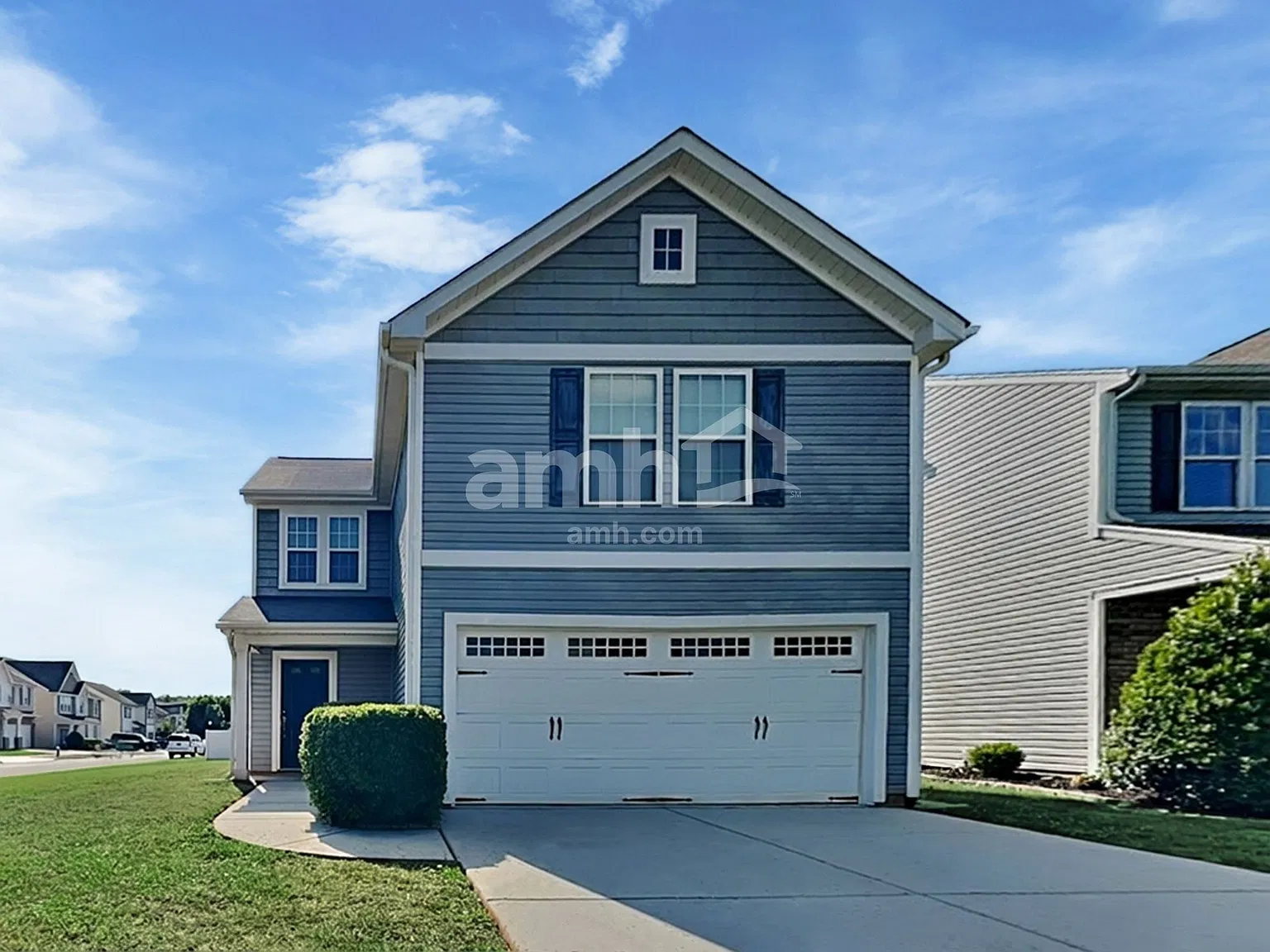 3 bed, 2.5 bath, 1627 sqft, $1,995 — Photo 1