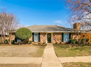 904 Hillside Ln, Flower Mound, TX 75028