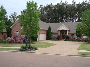 4527 Whisper Springs Dr, Collierville, TN 38017