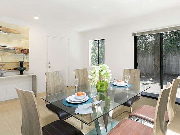 4th image of 1242 N Sweetzer Ave #2