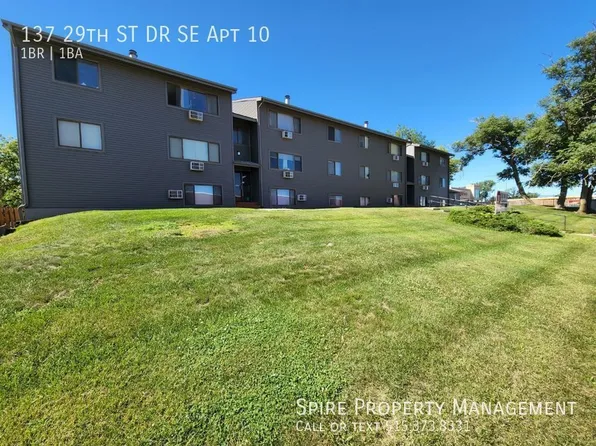 137 29th Street Dr SE APT 10, Cedar Rapids, IA 52403