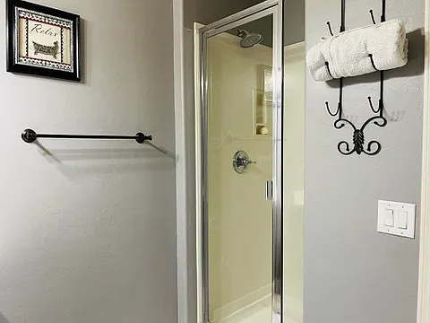 931 E Canyon Way — Photo 32