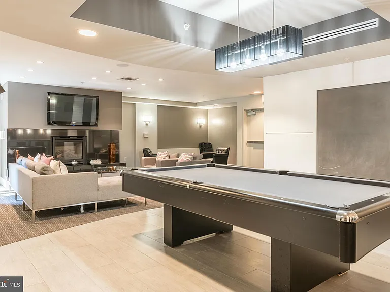 525 N Fayette St #420 — Photo 26