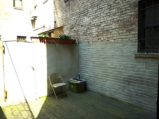 Rented by Friedman Roth Realty | media 21