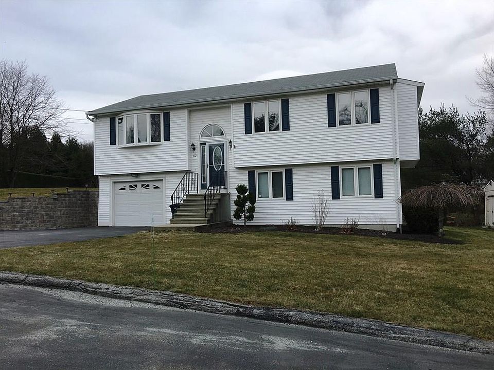 1st image of 52 Tartaglia St