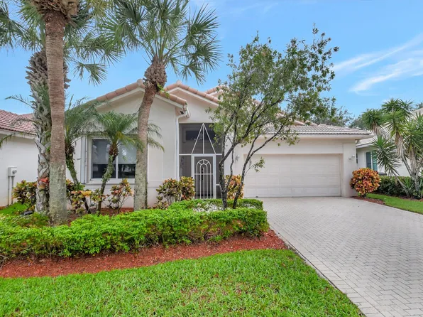 9066 Bay Harbour Circle, West Palm Beach, FL 33411