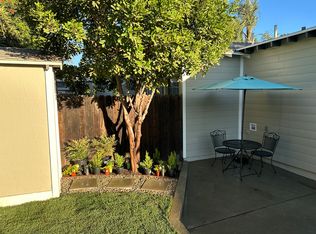 243 S 3rd Ave #2, Upland, CA 91786