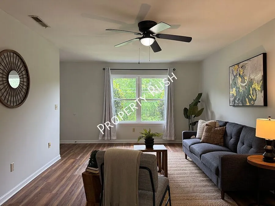 8740 Millard Lee Ln. - Recently remodeled 2 bed/1 bath rental unit in Chattanooga! $1,325/mo. ** ... — Photo 3