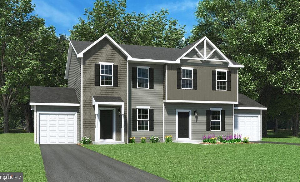 1st image of 3807 Castle Dr #1
