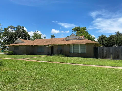 536 W Yoakum Ave Photo 1 536 W Yoakum Ave Photo 1