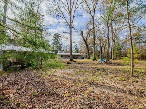 15333 White Oak Run Dr, Pride, LA 70770