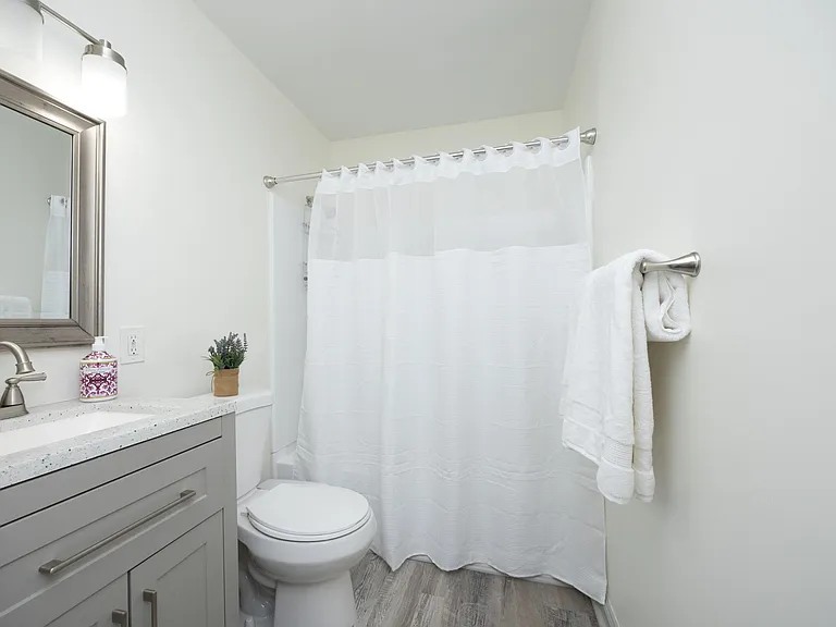 3017 Wedgedale Ave — Photo 21