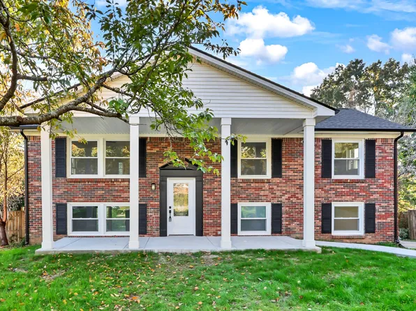 206 Kings Deer Dr, Clarksville, TN 37042