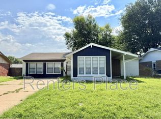 313 N Cedar St, Jenks, OK 74037