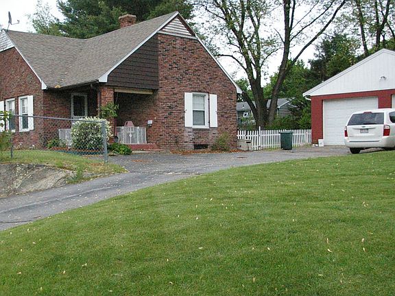 Front of the house from Street - 2008