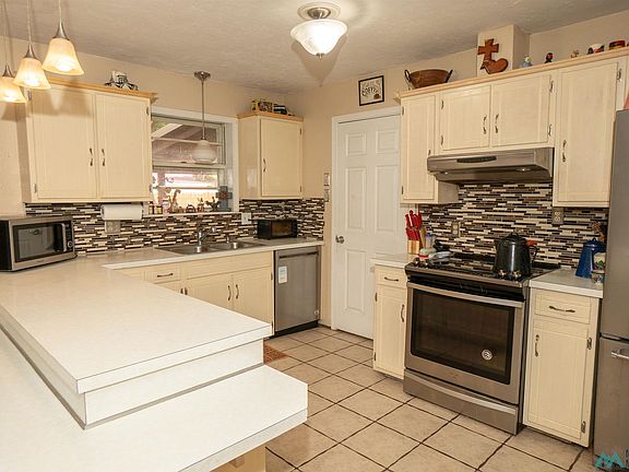 2nd image of 3609 Palmer Ct