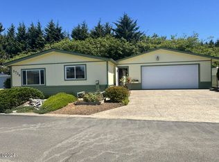 5728 NE Evergreen Dr, Newport, OR