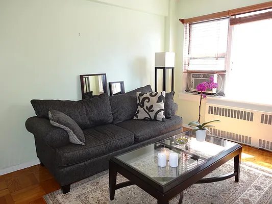 Sold by Nest Seekers International | media 7
