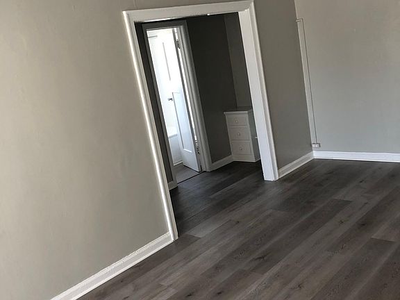 2nd image of 688 Shatto Pl #310